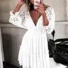 vestido curto de renda de algodão branco