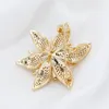 Mode Luxury Cubic Zirconia Flower Brosch Högkvalitativ Metal Lapel Pins Smycken Kvinna Coat Tillbehör