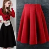 Longueur du genou jupe formelle élégante taille haute arrivée plissée vêtements européens rouge s taille plus fond 210527