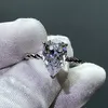 Misisanite 18K Diamentowy Diamentowy kroplanie wody Symulacja Pierścień Diamentu 5 Karat Platinum Pearkapeed Diamond Pierścień dla kobiet2133024