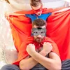 102 znaki 2-warstwowe dzieci Cosplay Cape z maską 70 * 70 cm Halloween Kostiumy Boże Narodzenie Dziecko Chłopcy Dziewczyny Zabawki Movie Cartoon Dress Up Cloaks Prezenty Urodzinowe
