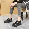 Luxury Mens Womens Dress Shoes Designer Low Top Black Leahter Skidproof Platform Casual Fashion Paris Sko för män med låda