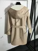 22SS Autunno donna Doppio cappotto in lana Cappotti firmati Giacca donna lettera Stampa Materiale lana Cappotto con cappuccio Moda avvolgente Abbigliamento donna bicolore