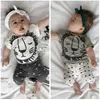 Summer Baby Odzież Zestawy Garnitur Bawełniany Z Krótkim Rękawem Uroczy Lwa Najlepsze spodnie Dwuczęściowy chłopiec Zestaw 210429