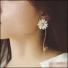 Dangle Lustre Boucles D'oreilles Bijoux Dangles Style Coréen Mignonne Petite Marguerite Fleur Étude Pour Femmes Filles Douce Explication Asymétrique Earrin