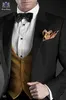 Moda Siyah Damat Smokin Yüksek Kalite Erkekler Düğün Smokin Tepe Yaka Tek Düğme Erkekler Balo Parti Yemeği Suit (Ceket + Pantolon + Kravat + Yelek) 2031