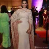 2019 elegant vintage arabisk hög nacke formell kväll klänningar spets illusion klänning med jacka för full återbetalning nya heta skräddarsydda klänningar