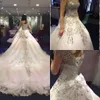 2018 New Designer Top Quality A-Line robes de mariée robe de bal magnifique et mancherons avec décolleté en V cristaux robes de mariée239y