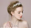 Brudkronor Smycken Romantiskt Rhinestone Tiara Halsband Örhängen Set Bröllop Bröllop Tillbehör Party Smycken Bröllop Tillbehör HT031