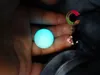 Top à pas pas cher Naturel Stone Bulling Pearl Fluorite Ball Luminous Ball Luminal Crystal Ball Ball Ornements entièrement 8820423