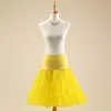 12 stks Kleur Bruiloft Petticoats Toga Bruidsjurk Petticoat 3 Tier Knielengte Trouwjurk Slip Stijl Cocktail Petticoat Kinderen Peticoat