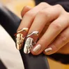 Mode Personlig Dragonfly Sparkling Rhinestone Flower Nail Finger Ring Nail Ring Guld Silver Finger Nail Ringar 2 Färger Drop Shipping