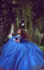 Золушка Blue Quinceanera Платье Элегантный Тюль Роскошное Бальное платье Длинные Платья Выпускного Вечера Cap Рукава Платье Партии Цветок Кристалл Vestidos Longo