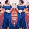 Königsblau Plus Size Brautjungfernkleider 2019 Satin mit kurzen Ärmeln Meerjungfrau Trauzeugin Kleider High Low Hochzeitsgast-Abschlussball-Partykleid