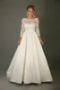 Western Style Korean A Line Scoop Ivory Satijn Kant Top Trouwjurken met 3 4 Mouw Lage Back Simple Bridal Trouwjurken Vestido de Noiva