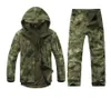 Frete grátis 1 Suit 100% impermeável Realtree AP Camo caça roupas de camuflagem roupa Fato, Caça Camo Jacket Camo Pants