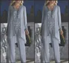 2019 Ny Moder av bruden Groom 3 Piece Pant Suit Silver Chiffon Beach Bröllop Mödrar Klänning Långärmad Pärlor Formell Kvällskläder 118