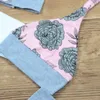 Nuovo set di vestiti per bambina primavera autunno lettera stampata pagliaccetto per bambina + pantaloni floreali fascia per capelli cappello 4 pezzi set di vestiti per neonati