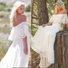 Vente chaude Pays Robes De Mariée Bohème Boho Robes De Mariée Hors De L'épaule Portrait Balayage Train Jardin Mariées Tenue De Cérémonie