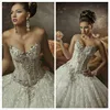 Royal Dramatic Sexig Bröllopsklänningar Sweetheart Ball Lace Bling Crystals Beaded See Through Corset Wedding Dress Beach Bridal Gowns