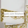 Новое прибытие жених смокинги белый с золотой вышивкой мужской костюм жениха мужские свадебные костюмы выпускного вечера костюмы (куртка+брюки+жилет) G1070