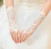 2020 nouveau chaud pas cher blanc ivoire sans doigts strass dentelle paillettes courtes mariée gants de mariage accessoires de mariage