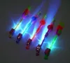 Speelgoed Helicopter Flash Pijlen Rubberband Party Gift LED Verbazingwekkende Flying Outdoor Shining Rocket Light Slingshot Elastische Roterende Flying Pijl voor kinderen