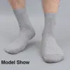 Toptan- Bendu Uarantee Erkekler Bambu Çoraplar 10 Çift / Lot Türlü Brethable Anti-Bakteriyel Deodorant Yüksek Kalite Garanti Man Sock