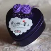 Herzförmige Weißblech-Süßigkeitsschachtel mit Rosen-Blumen-Mode-Geschenkboxen für romantische Hochzeitsbevorzugung Kostenloser Versand