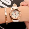 2017 Nouveau cadeau de noël Mode Femmes De Luxe Loisirs Set Auger Diamant Dial Aanlog En Acier Inoxydable Quartz Montre avec Bande De Cuir montres