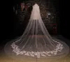 Billiga Brudslöjor I lager 3 Style Appliqued One Layer Cathedral Veil White High Quality Bridal Tillbehör