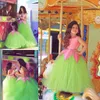 2019 Personalizado Mãe Filha Vestidos de Combinação Rosa e Verde Sonhador Vestidos de Baile de Tule Barato Quente Celebridade Nupcial Vestidos de Festa