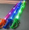 EMS 100pcs 35cm LED Flash Glow Musical Shark Sword Couteau Costume Habill Up accessoires LED Light Flash Sword Kids Toy Party Gift7870854