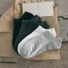 Mens Socks Bamboo Fiber Brand Mens Ankle Kort låg osynlig vit bomull Sokken Heren för män Bambu Calzeuomo