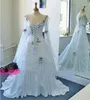 2019 Ivory and Pale Blue Vintage Wedding Dresses Long Sleeves Scoop Appliques Wedding Bridal Gowns Floor Length Custom Made Plus S2307058