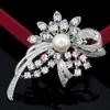 Incroyable broche de fleur de diamant et de perle pour le mariage exquise dame Cotume broches broche Boutique broches broches