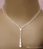 2022 Bling Crystal Bridal Smycken Sätta Silver Pläterade Halsband Diamant Örhängen Bröllopsmycken för brud Brudtärna Kvinnor Tillbehör