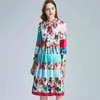 Lente zomer mode ontwerper elegante midi vrouwen lange mouw strikje kraag kant patchwork bloem print geplooide jurk 210416