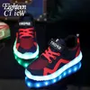 Tamanho 25-37 Sapatilhas brilhantes para crianças respirável LED sapatos para menino USB carregando iluminado krasovki crianças iluminar sapatos 211022
