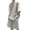 Sommar Mäns Tracksuits Fake Two-Piece Round Neck Bomull Kortärmad T-shirt Shorts Par Koreansk stil Casual Two-Pistass