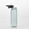夏の冷たい飲み物のタンブラーの単層のハンドルプラスチック水のびんの屋外スポーツ旅行藁カップ700ml飲み物CGY24