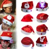2022 Yeni Yıl Navidad Merry Christmas şapka Işık up LED Cap Kalın Peluş Sıcak Şapka Bonnet De Noel Çocuklar Çocuklar için Yetişkin Noel Hediye Y1118