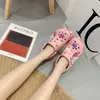 cute sandals wholesale