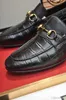 A1 38-45 Luksusowe marki Prawdziwej Skóry Mężczyźni Oxford First Layer Buty Wołowe Casual Business Men Shoes Wedding Shoe Men Dress Buty 22