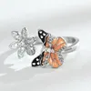Hoop Huggie olej olej z motylem kwiat kwiatowy w kształcie kwiatowy pierścień inkrustowany kryształ kryształowy dla kobiet biżuterię imprezową rozmiar 6-10