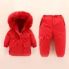 Vinter varma barnkläder sätter baby överrock tjejkläder snöar barn skiddräkt set pojkar duck ner jacka pälsbyxor5604987