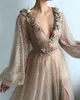 Bling Champagne Gold Prom Dresses Side Split 2021 bloemen V-hals kralen glitter lovertjes A-lijn Dubai Arabische lange mouw avondjurken beroemdheid feestjurk