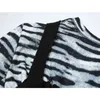 Women Zebra Print Bodycon Crop T Shirt And Strap Vest Outfits Spring Long Sleeve Tees Party Club Bar E-Girl Sheath Top 210515