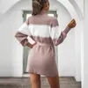 Robe de pull automne et d'hiver A- Jumper de ligne pour femmes TruTleneck Lantern Couleur Robe de laine assortie 210508