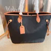 Nuove borse da donna firmate Fashion Lady Tote Bags Borse da donna in rilievo con motivo floreale Borsa a tracolla di lusso 2 pezzi / set Pochette in pelle